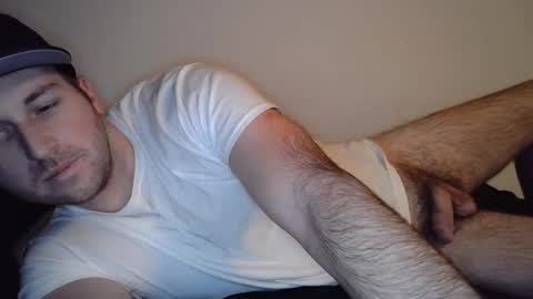 Snapshot of theetwohander chatting on February 26, 10:27 am Theetwohander online show from February 26, 10:27 am