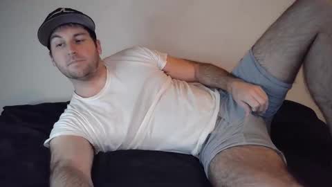 Theetwohander online show from February 27, 3:32 am