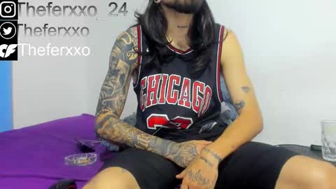 independent Model online show from November 20, 12:20 am