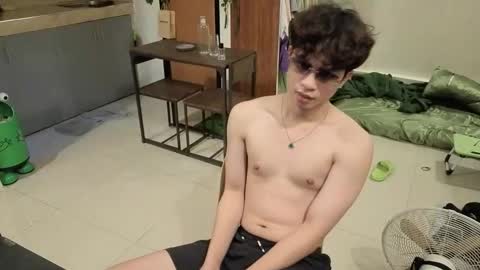 Green online show from April 3, 9:05 am