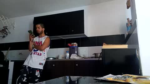 thehousedog online show from December 4, 2:16 pm