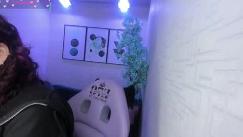 Theia  online show from September 12, 1:02 pm