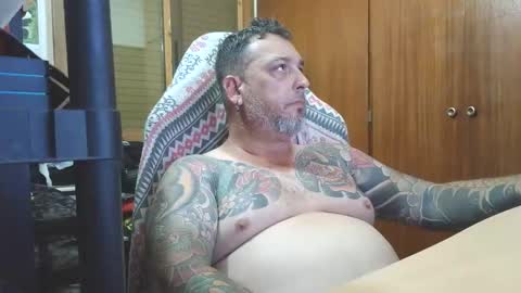 Snapshot of thekier chatting on October 17, 6:45 pm thekier online show from October 17, 6:45 pm