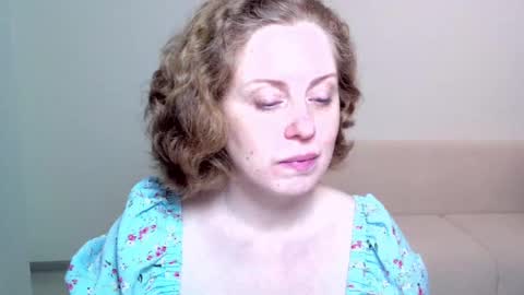 Ella online show from March 11, 6:30 pm