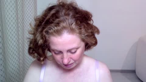 Ella online show from September 19, 6:06 am