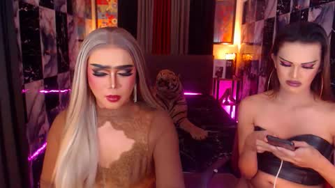 Paula online show from January 7, 9:09 pm