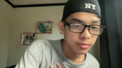 thelifeof_johnpol online show from March 1, 12:37 am