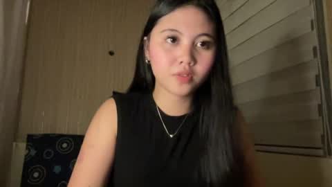 thelifeof_kiara online show from July 2, 1:05 pm