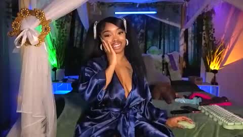 thelovelybrown online show from January 11, 3:34 am