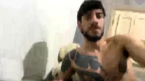 Snapshot of themarttinguyyy chatting on September 16, 12:12 am themarttinguyyy online show from September 16, 12:12 am