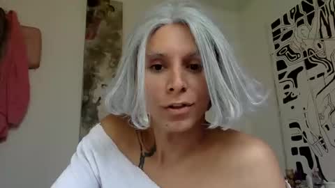 Lucy Lucy online show from February 25, 8:11 pm