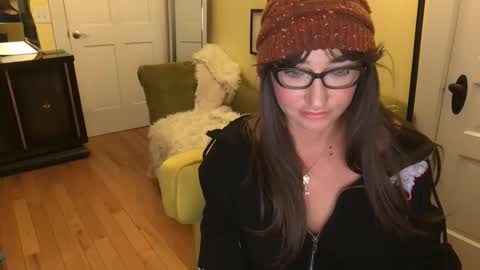 Cach Nelson online show from January 10, 8:20 am