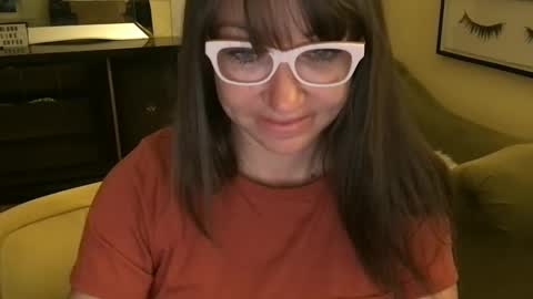 Snapshot of themrsnelson chatting on September 17, 9:13 am Cach Nelson online show from September 17, 9:13 am