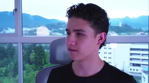  THEO- MATEO  online show from February 11, 1:09 pm