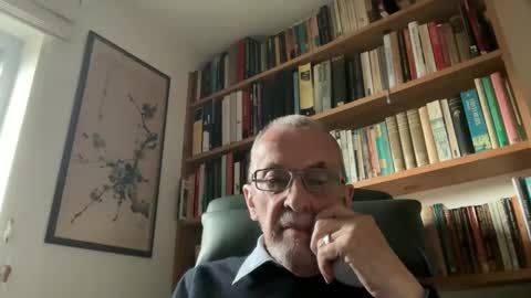 theowlandthe online show from March 12, 3:29 pm