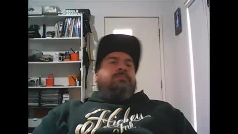 aussiebeard online show from September 10, 3:40 am