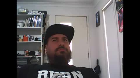aussiebeard online show from March 10, 2:06 am