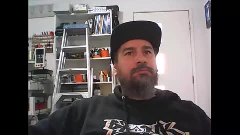 aussiebeard online show from September 15, 1:29 am