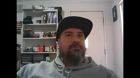 aussiebeard online show from September 24, 1:56 am