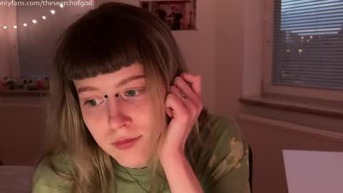 LISA                                            online show from April 20, 6:11 pm