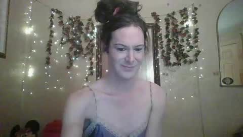 sillymillie0 online show from December 3, 12:42 am