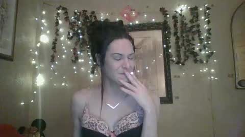 sillymillie0 online show from February 5, 2:37 am