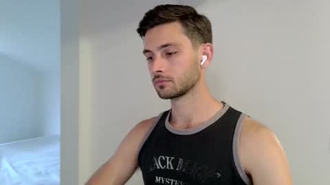 The Waiter online show from November 22, 12:03 pm