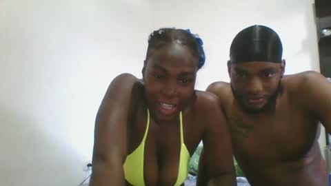 theylorwest online show from July 7, 4:11 pm