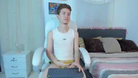 Manuel online show from November 24, 2:21 am