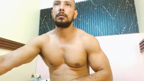 Thiago Summers online show from March 5, 4:05 pm