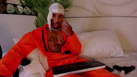 ThiagoFerreti online show from October 31, 8:09 pm