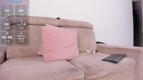 thiagoxbig online show from March 25, 4:30 am