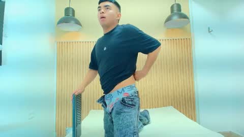 Thiam online show from April 7, 7:27 pm