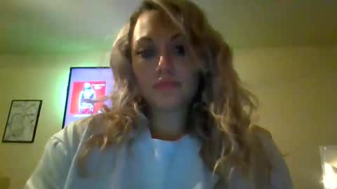 Snapshot of thiccthicc13 chatting on September 12, 4:03 am thiccthicc13 online show from September 12, 4:03 am