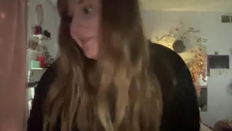 Ariel online show from February 25, 10:09 pm