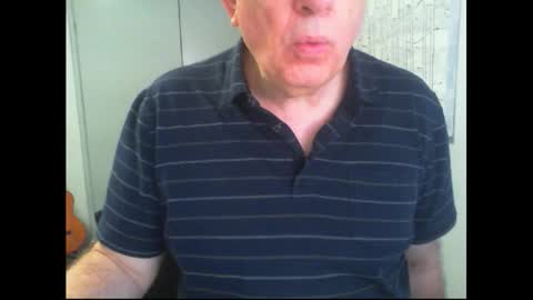 Snapshot of thickmelnik chatting on September 26, 1:24 am James online show from September 26, 1:24 am