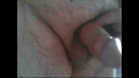 Snapshot of thickmelnik chatting on October 19, 3:22 am James online show from October 19, 3:22 am
