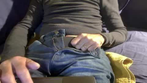 Thickru online show from November 16, 8:33 pm