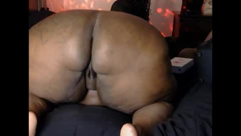 Thickumzz41 online show from March 3, 1:45 am