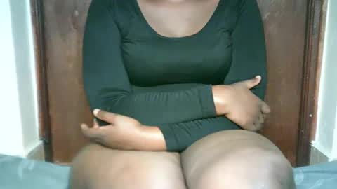 thickybabe_005 online show from January 13, 7:32 am
