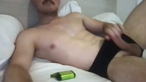 thierrinho8148 online show from July 28, 3:21 pm