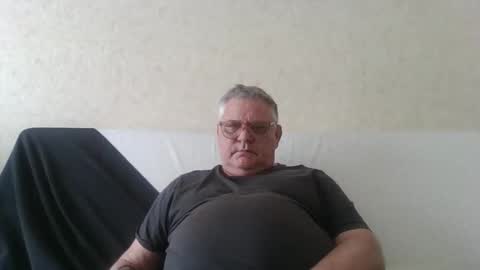 Thierrysymp online show from May 1, 3:28 pm