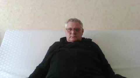 Thierrysymp online show from May 13, 5:22 pm