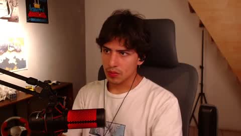 thieves_us online show from April 7, 7:05 pm