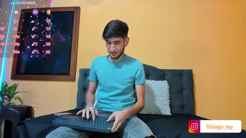 Thiiago online show from December 17, 8:32 pm