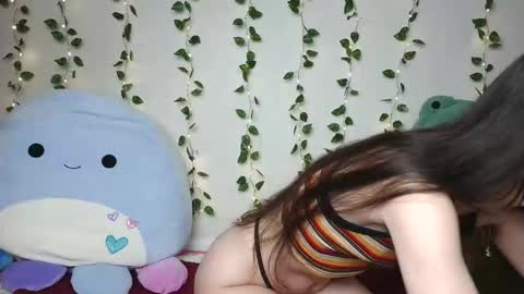 thistlefernsby online show from February 27, 4:27 am