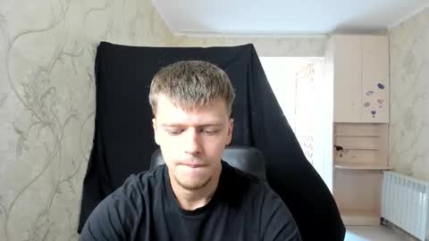 Snapshot of thomas_shelbivip chatting on September 15, 10:28 am Tomas online show from September 15, 10:28 am