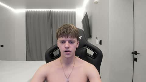 Tomas online show from April 1, 12:22 am