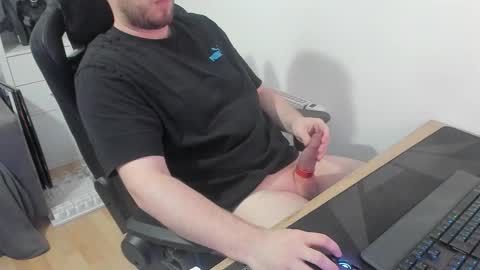 thommy2008 online show from February 6, 10:19 am