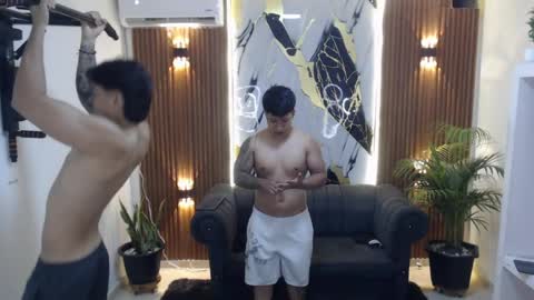 thomson_hot01 online show from May 14, 6:11 am